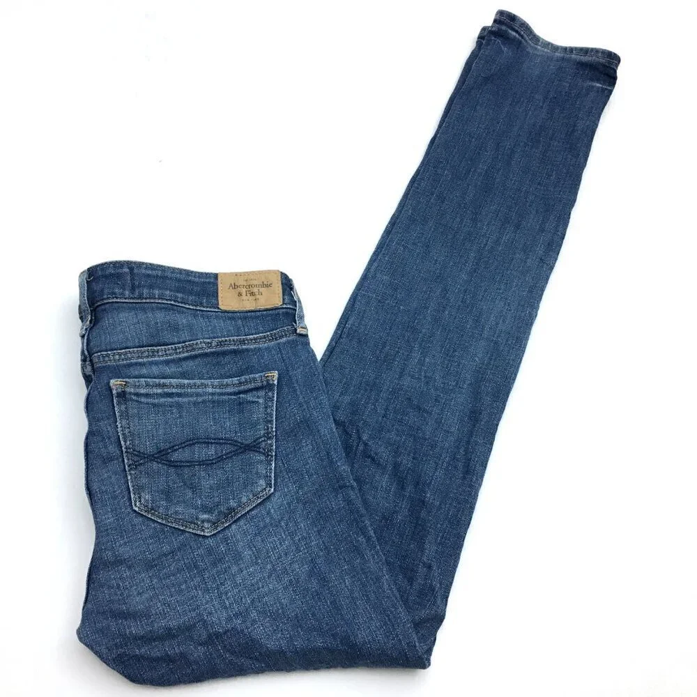 Abercrombie & Fitch Women's Jeans Skinny Low Rise Distressed size 4 length 32